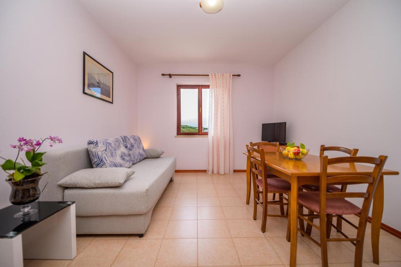 Apartments Marina Veskovic Nerezine Exterior foto